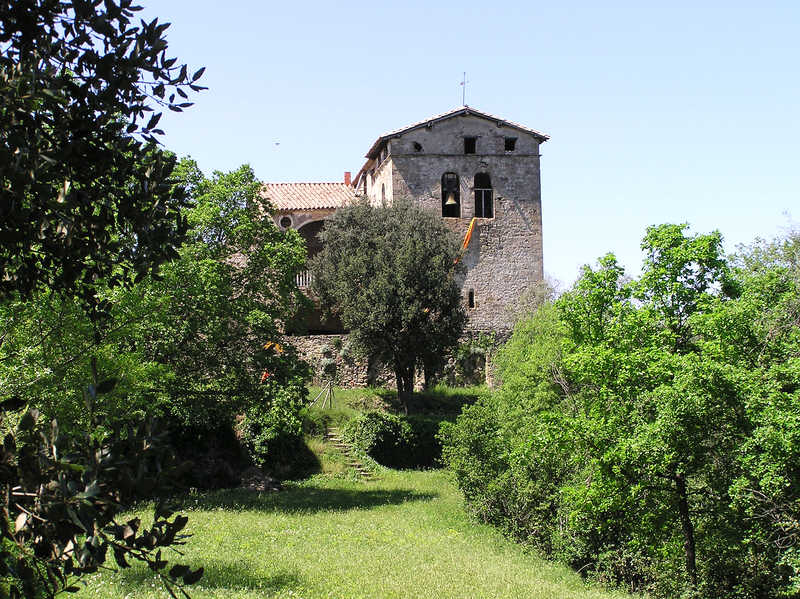 The sanctuary at San Ferriol.  (116k)