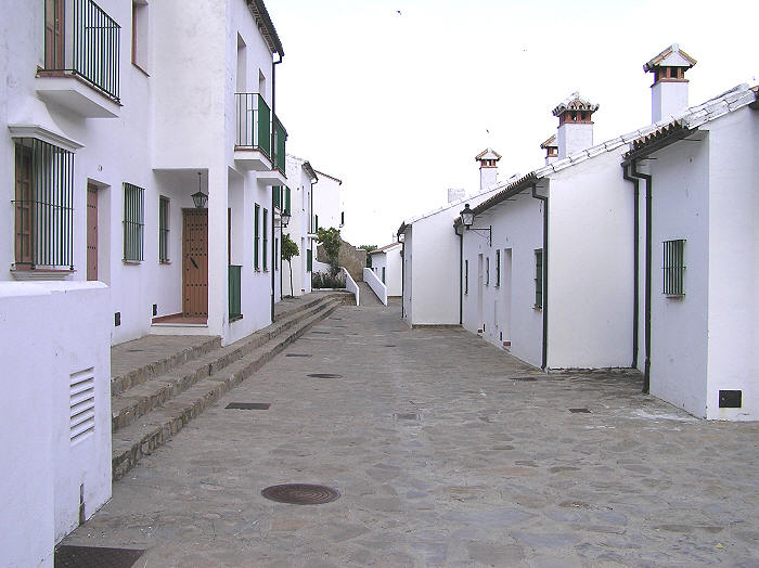 The Villa Turistica apartments laid out like a village street.  (67k)