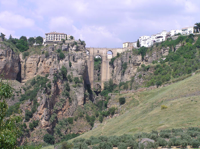 The end in sight at last. The much-photographed bridge at Ronda. (100k)