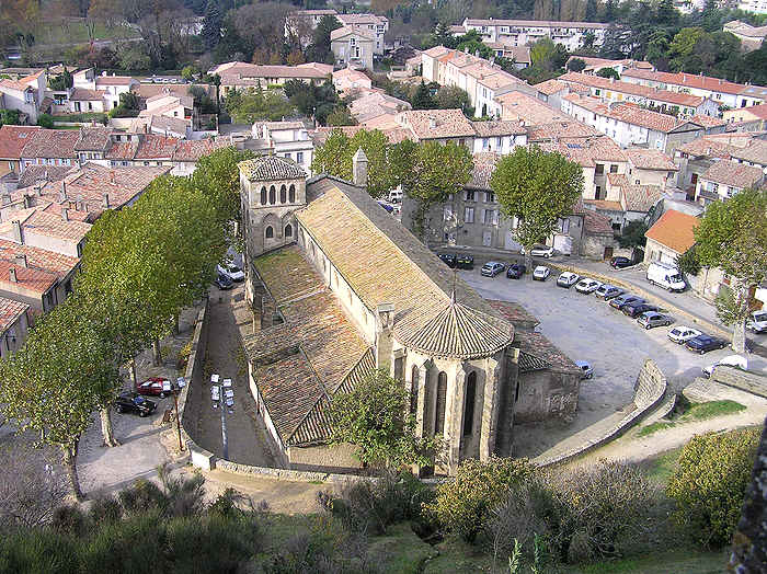 St Gimer's church near the Porte Cote de la Cite.  (98k)