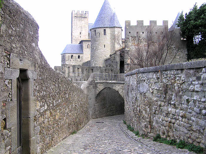 Lots of period films have been made here in Carcassonne. (97k)