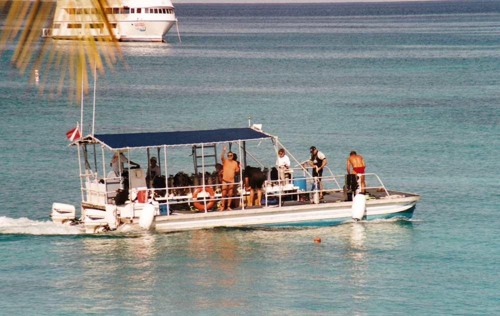 John off on the dive-boat