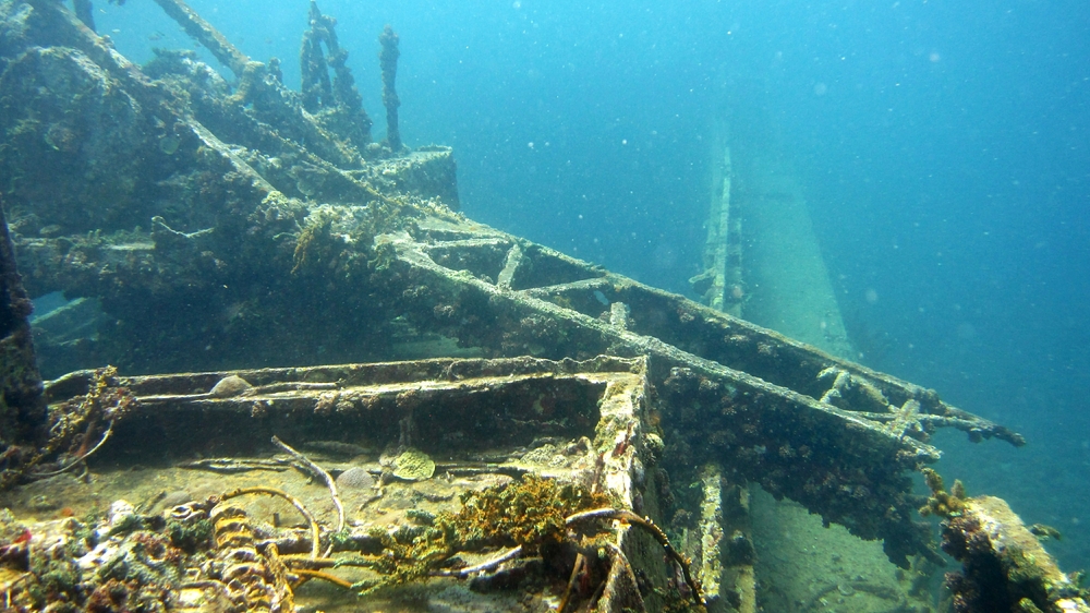 Collapsed superstructure on the Veronica L.