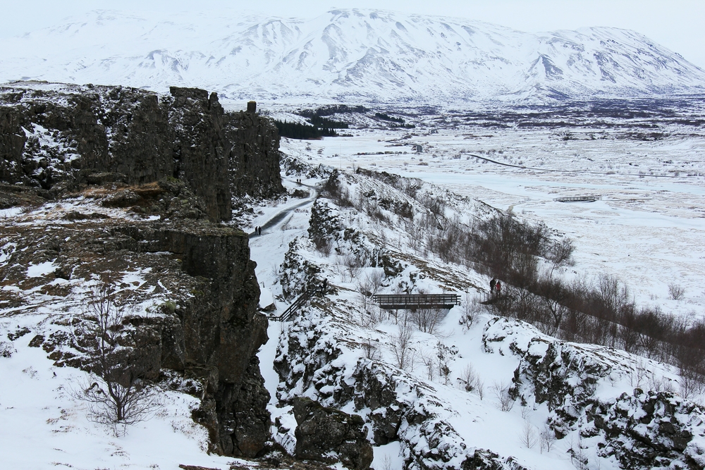 A couple of the long cracks caused as the rocks are torn apart by the separating tectonic plates. 