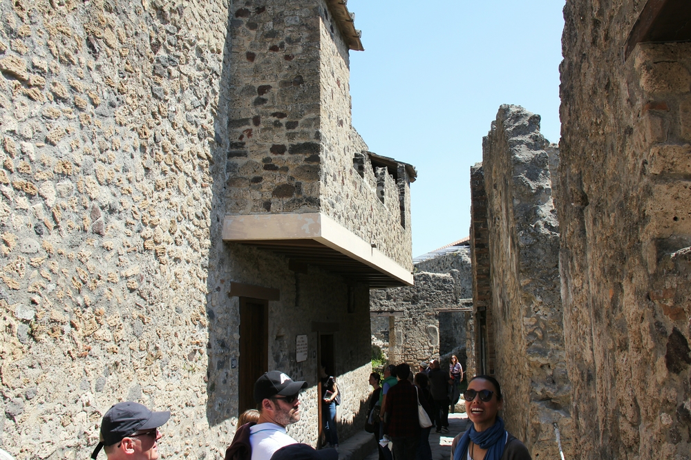 In front of the two-storey 'Lupinar' Brothel. The rest of this page shows the erotic wall-paintings in the brothel. 
        Don't proceed further if you're easily offended.