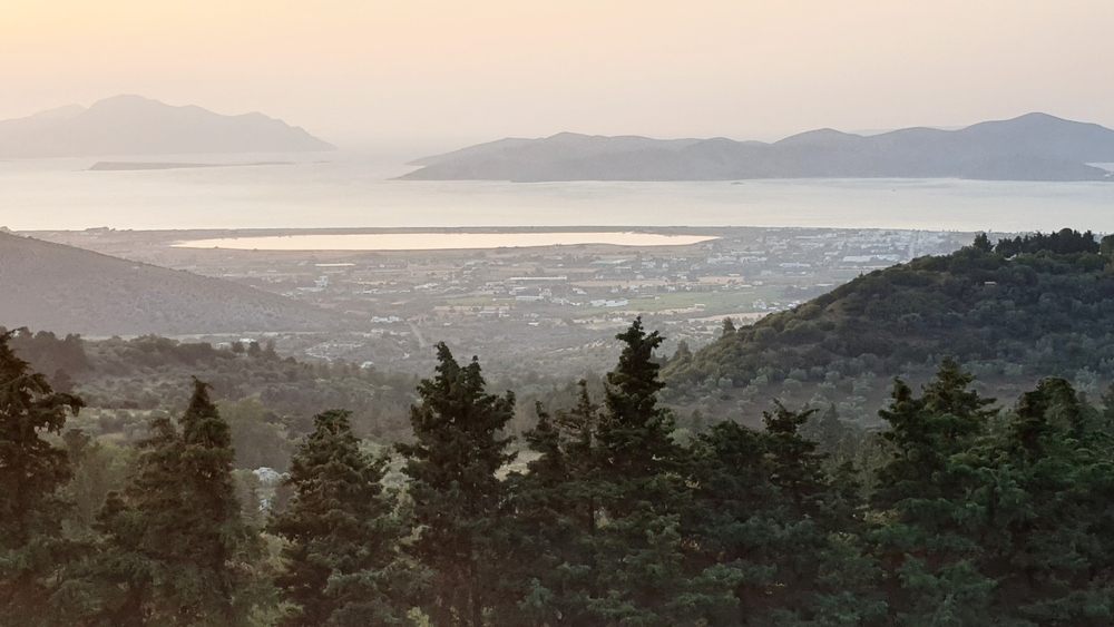 Zoomed into the previous photo, showing the salt lake next to Tigaki.