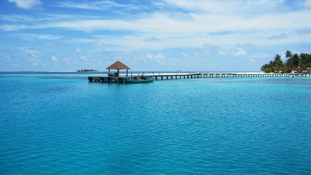 Heading for the jetty.