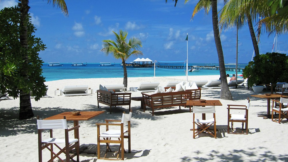 The Reception jetty and the area in front of the Beach Bar (which is soon to become a Teppenyaki restaurant). 