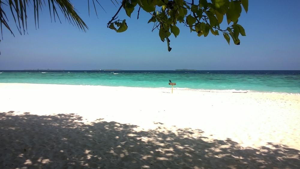 Beach near the Sunrise Bar.