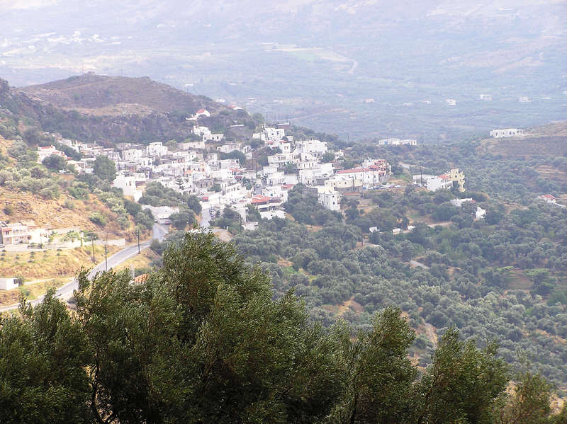 Selia village in the mountains overlooking Plakias.  (96k)
