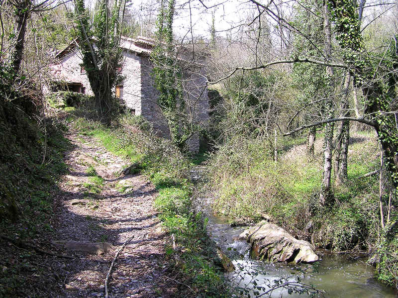 The old watermill at Moli d'en Sorolla. (136k)