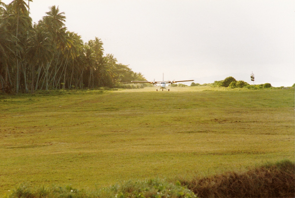 I hope he can stop in time....  Full reverse thrust to stop at the turning area (in front of me)
            by the hotel buildings.