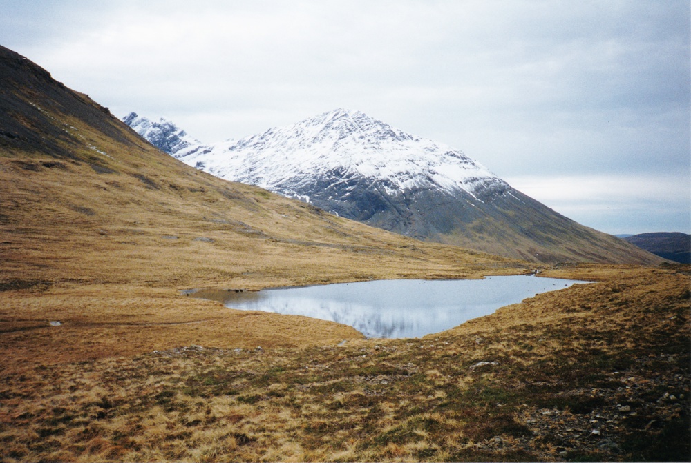 The lochan at the col by Am Mam, looking south-west towards Sgurr Thuilm in the Cuillin Hills