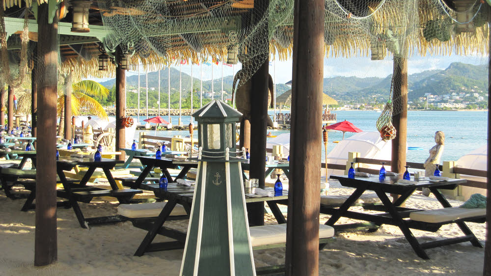 Barefoot on the Beach restaurant.  165k)