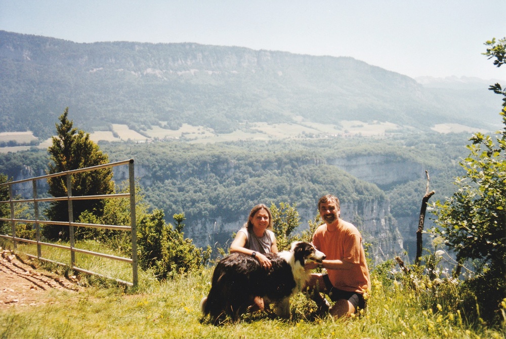 Us with Lassie overlooking the spectacular gorge at the Bellevue viewpoint.